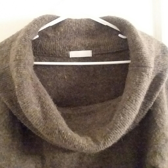H&M Cowl Neck Sweater - Picture 3 of 7